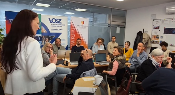 K&eacute;zzelfoghat&oacute; mesters&eacute;ges intelligencia &ndash; AI-workshopot tartottak hazai v&aacute;llalkoz&oacute;knak
